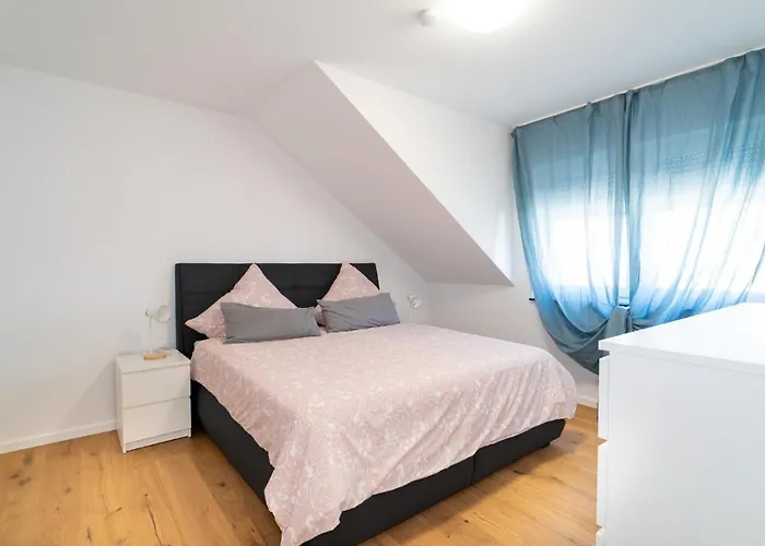 Lejlighed By Ken Ramstein-Miesenbach